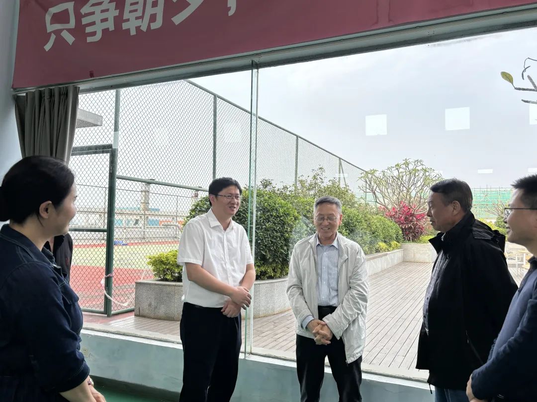 D:\Documents\Desktop\640.jpg D:\Documents\Desktop\640.jpg